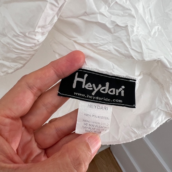 Heydari Statement Blouse in White Crinkle Fabric Size OS - Picture 5 of 5